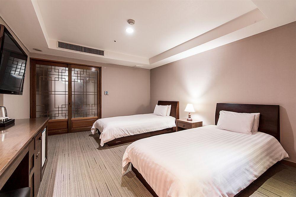 New Hilltop Hotel Seul Exterior foto