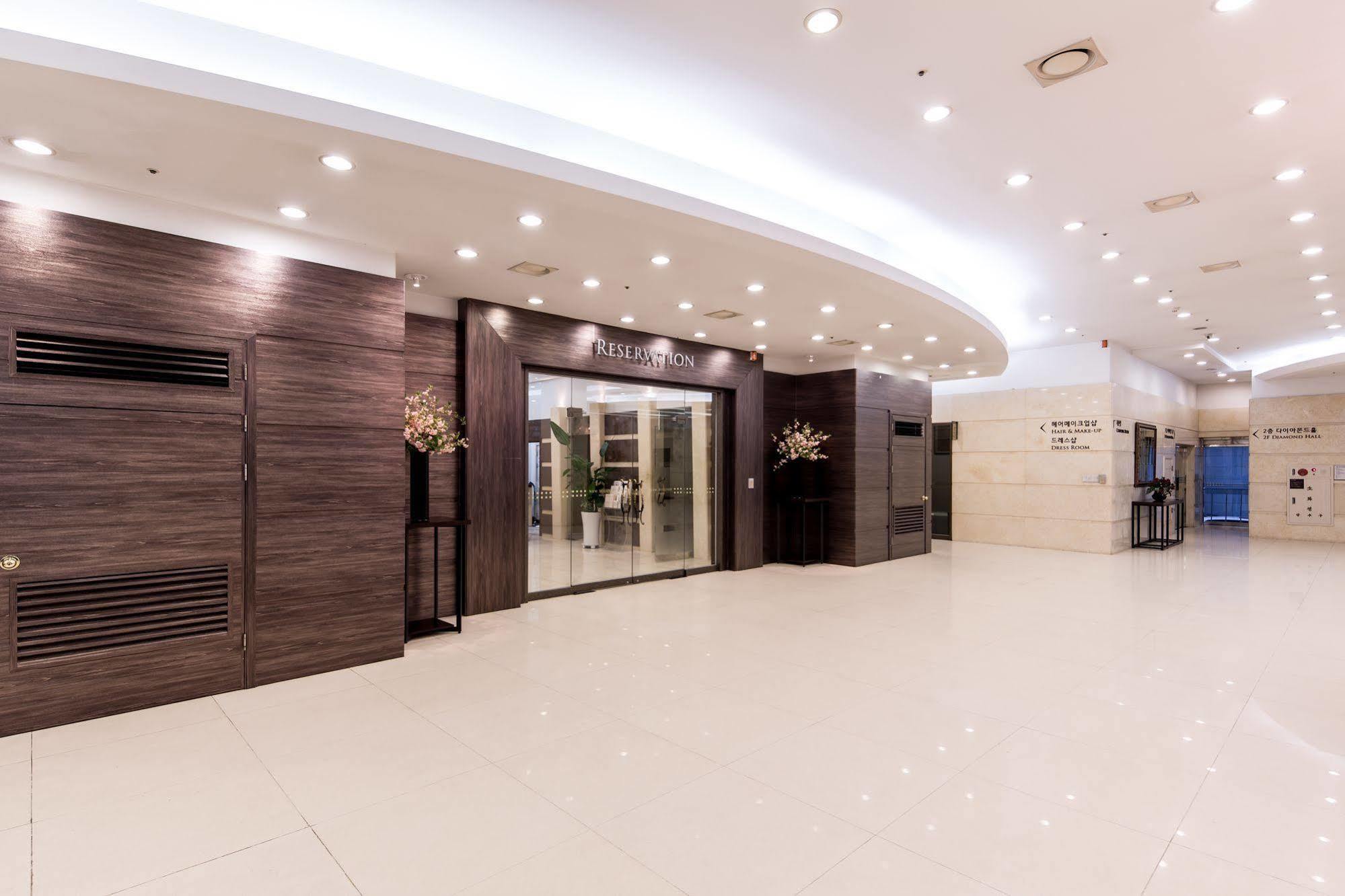 New Hilltop Hotel Seul Exterior foto